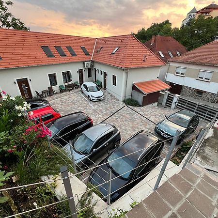 Monbuhim Comfort Veszprem Exterior photo